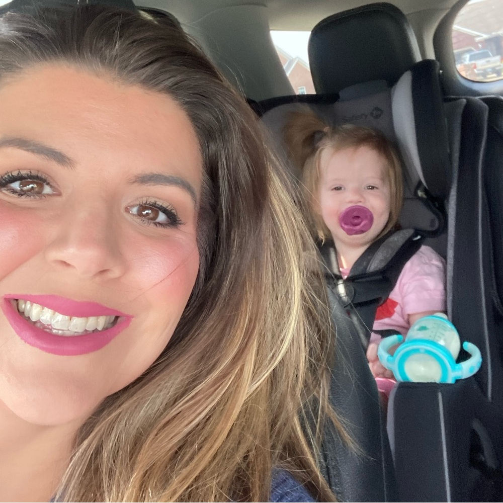 Meet your Posher, Lauren